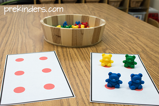 teddy bear counters on dot cards