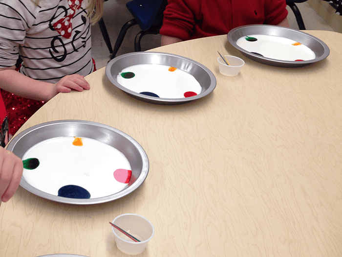color swirl science activity for preschool kindergarten