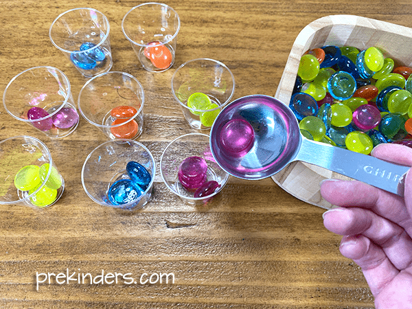 fine motor spooning transfer to cups