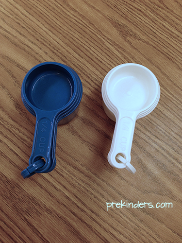 measuring cups for classroom cooking kit