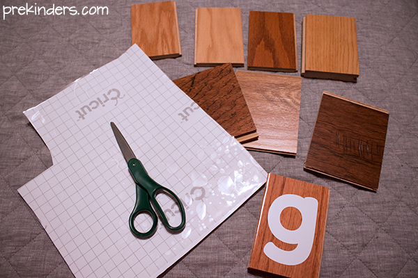 How to make giant letter tiles with a Cricut machine