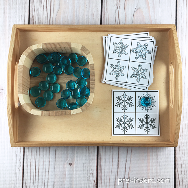 tray with snowflake same and different cards