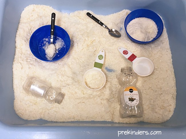 How to Make Pretend Snow in the Sensory Table for Preschool - PreKinders