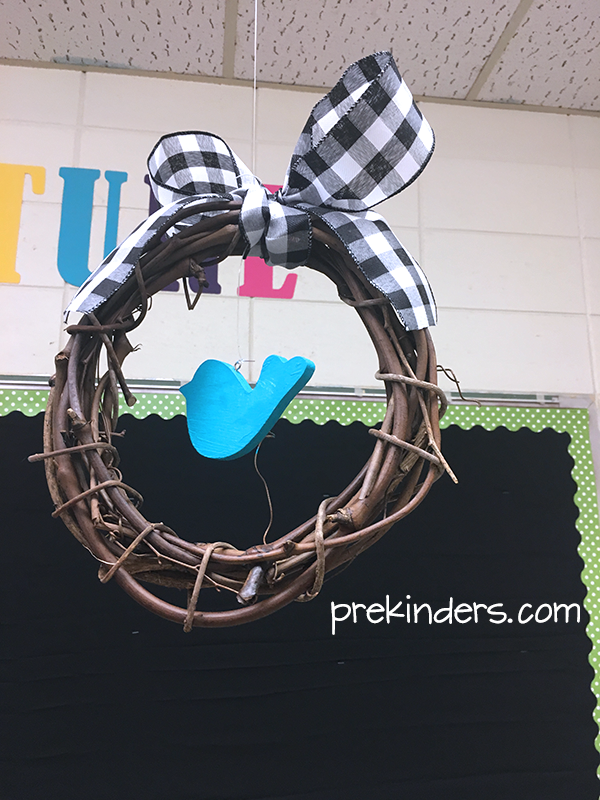 Table Sign Classroom Wreath