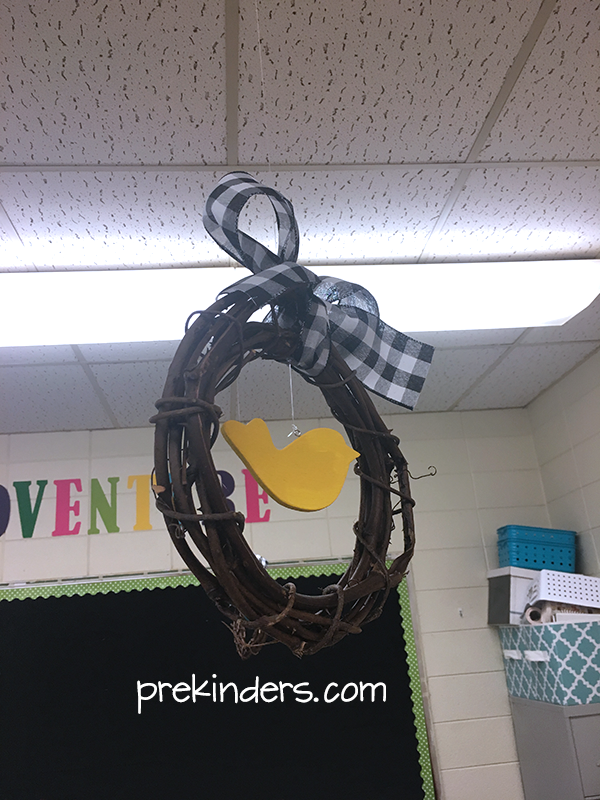 Table Sign Classroom Wreath