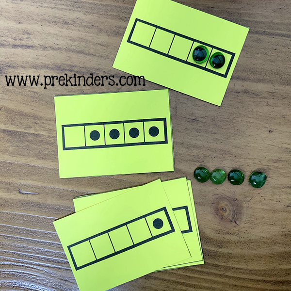 Covid-19 Teaching with Flat Marbles: counting activity