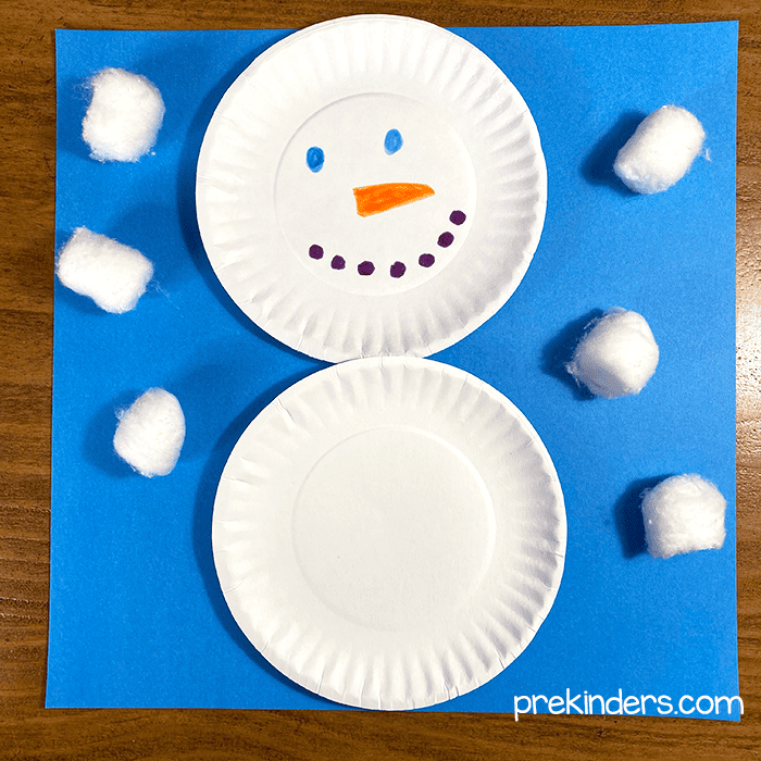 Winter Art with paper plates and cotton balls